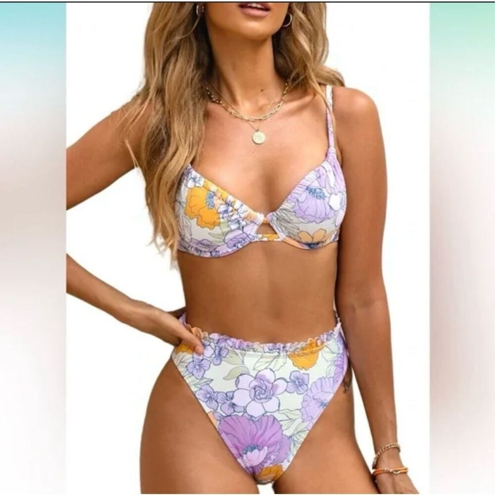 Cupshe Purple and Gold Floral Ruffle Bikini Size Medium New